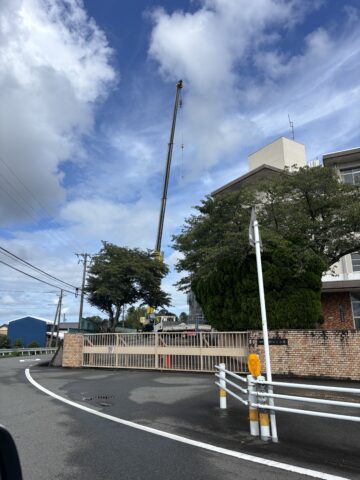 足場組作業　25トンクレーン2